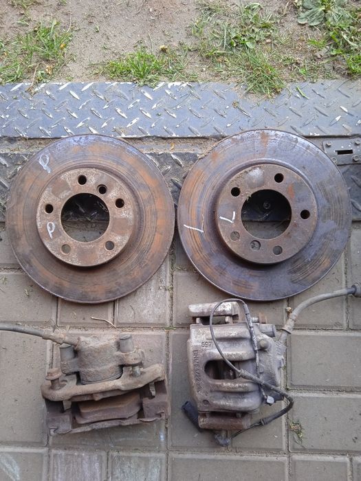 BMW E46,318,328 zawieszenie tłumik, kierunkowskazy,listwy progowe