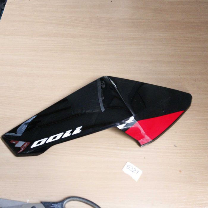 6321 Honda Africa Twin CRF 1100 Wypełnienie Prawe owiewka