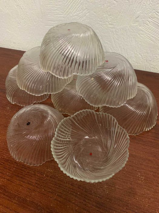 Продам посуд для кафе та ресторанів.