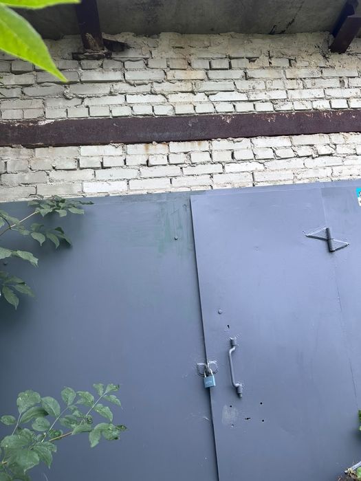 гараж нежанківського