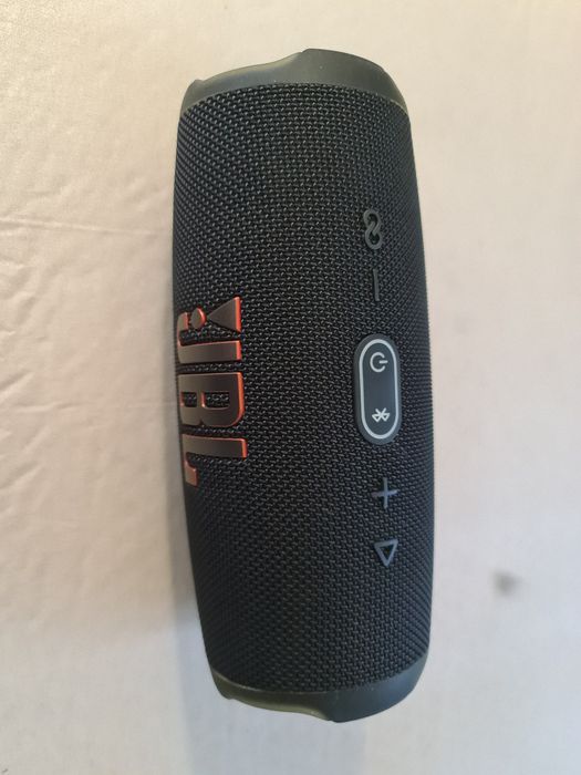 Колонка JBL Charge 5