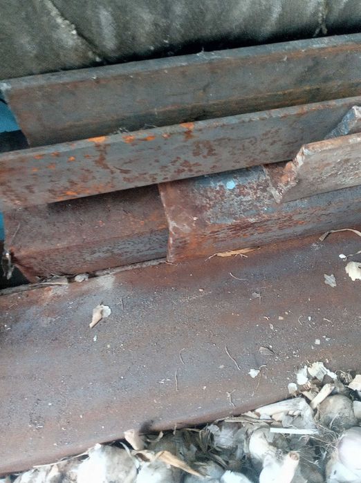 Продам уголок (63*63 (*5-7мм)) !!!