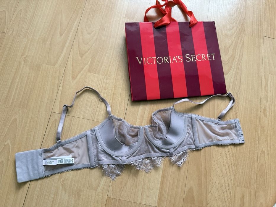 Бюстгальтер Victoria’s Secret