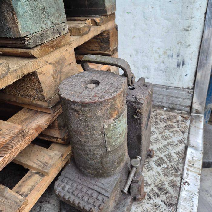 Podnośnik hydrauliczny 30 Ton