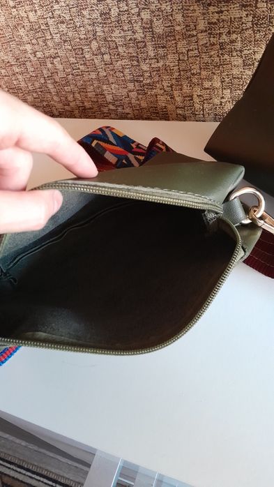 Жіноча сумка зеленого кольору