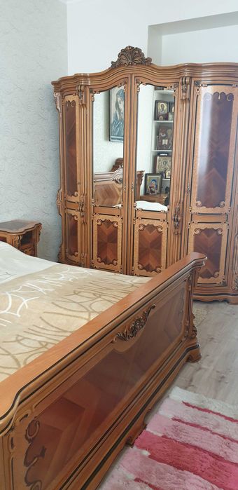 Продам квартиру в центрі, з великим простором, ремонтом,  паркомісце