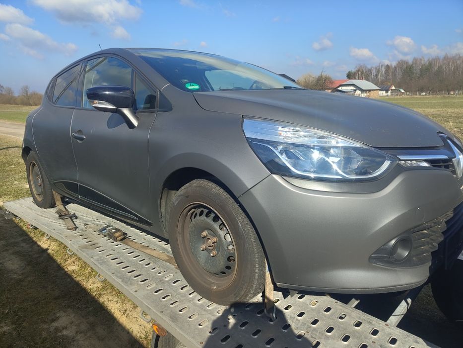 Renault Clio 1.2 benzyna 75KM 2016. 114,Tys przebiegu.