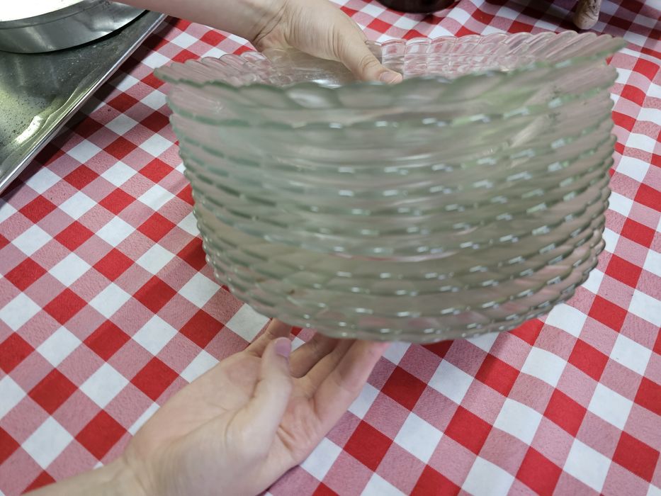 Pratos varios de vidro