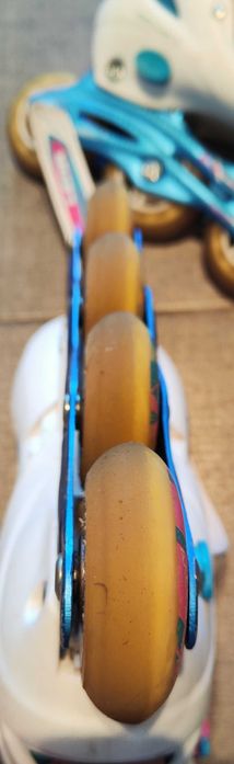 Rolki rozmiar 35-38 + komplet ochraniaczy