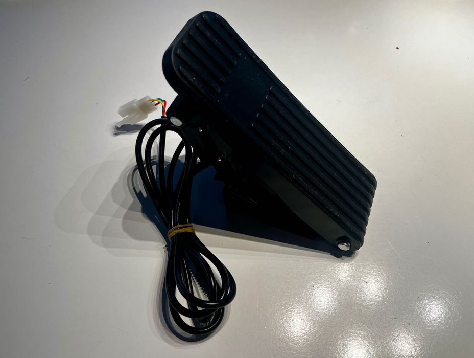 Педаль газу для электротранспорта 3pin