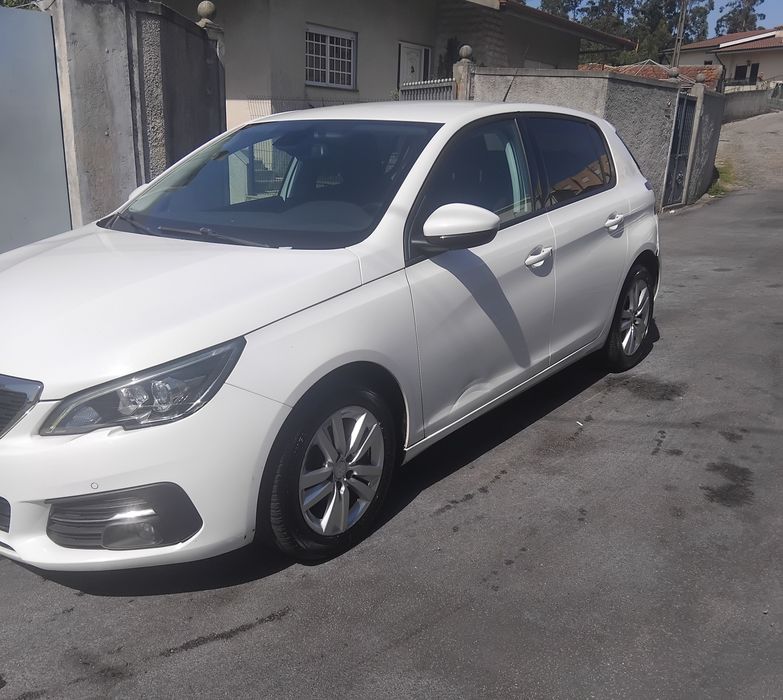 Vendo peugeot 308 1.6 hdi de 2018 nacional acidentado salvado