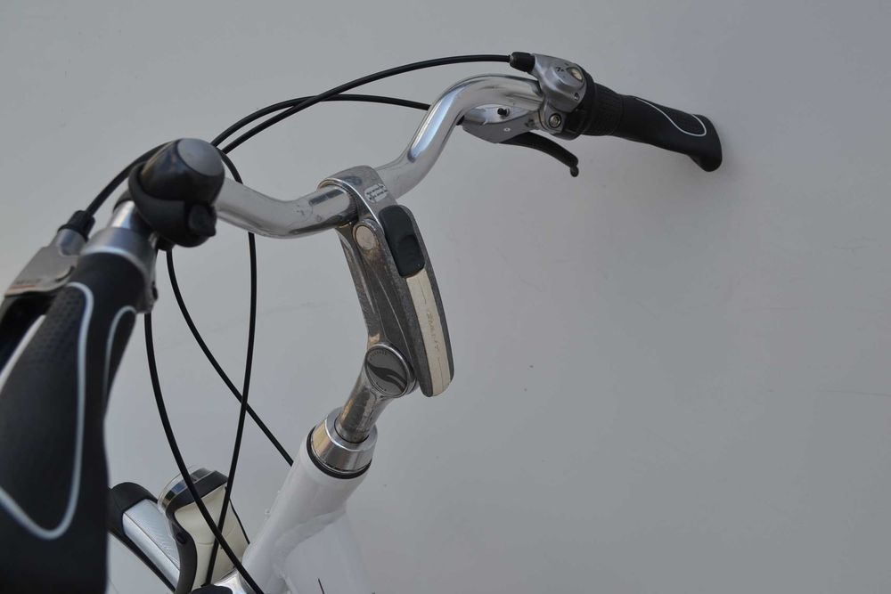 Biały rower holenderski * damka Giant Ultimo koła 28'' nexus 7