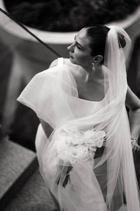 Весільна сукня