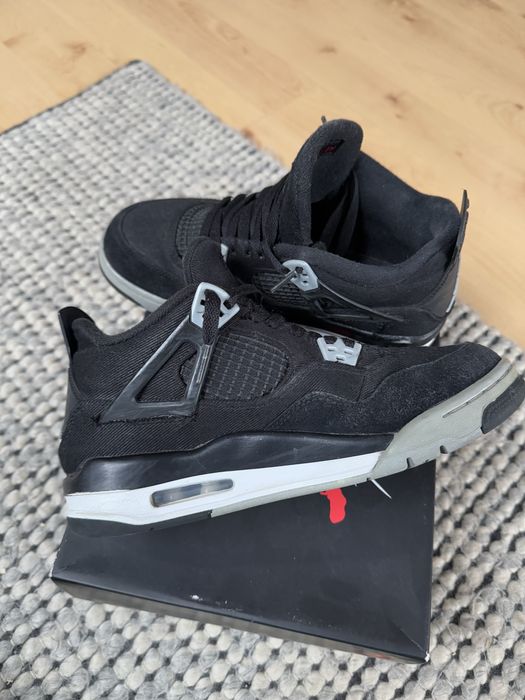Jordan 4