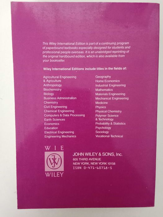 An introduction to Linear Programming and Game Theory - Paul R. Thie