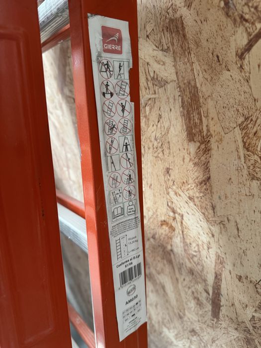 Escada Telescópica Mista Wolfpack 5+5 Degraus.