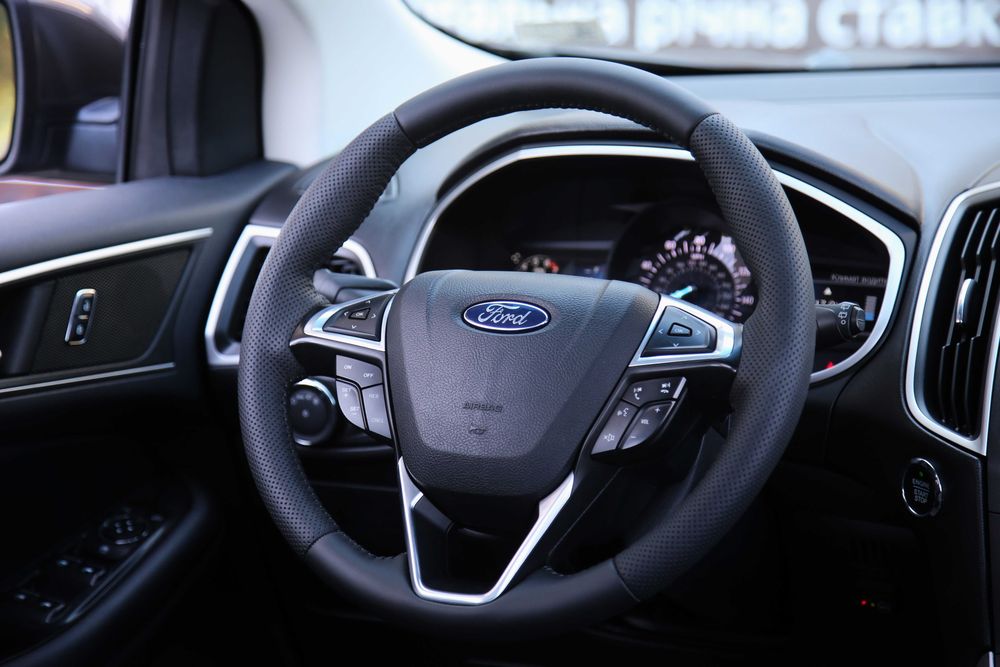 Продам Ford Edge 2015