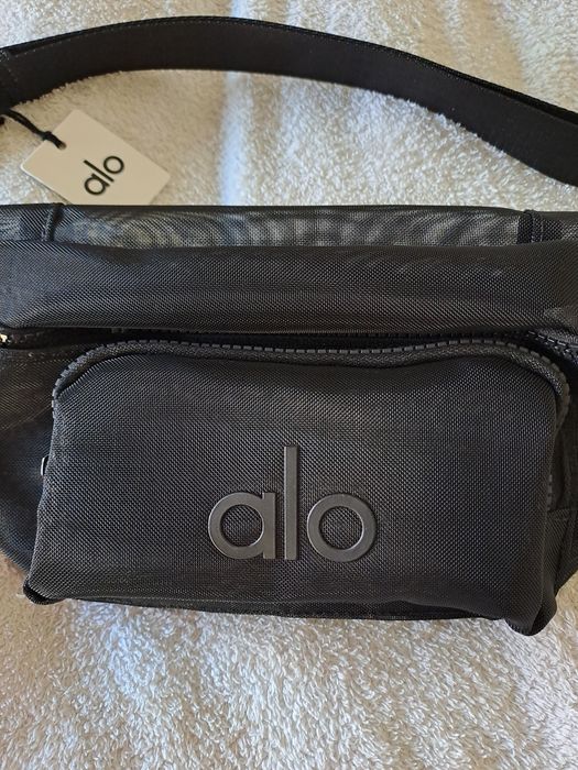 Alo Yoga Mesh Fanny Pack bolsa de rede