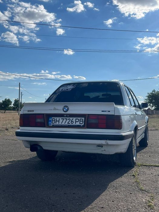 Продам BMW E30 дизельная