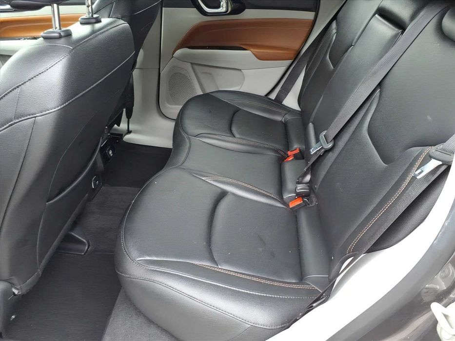 Jeep Compass      2023