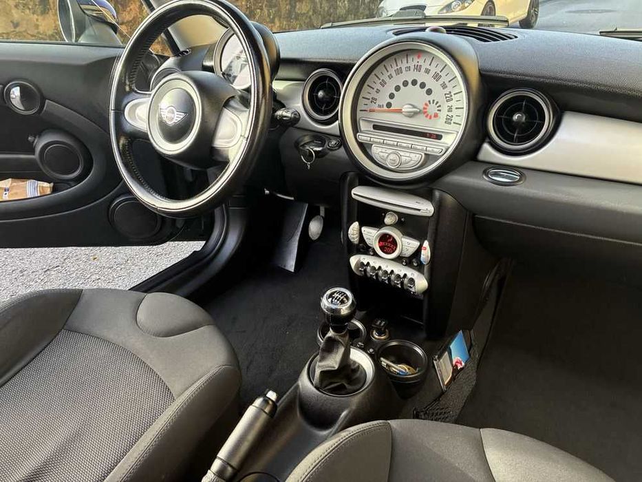 mini one gasolina