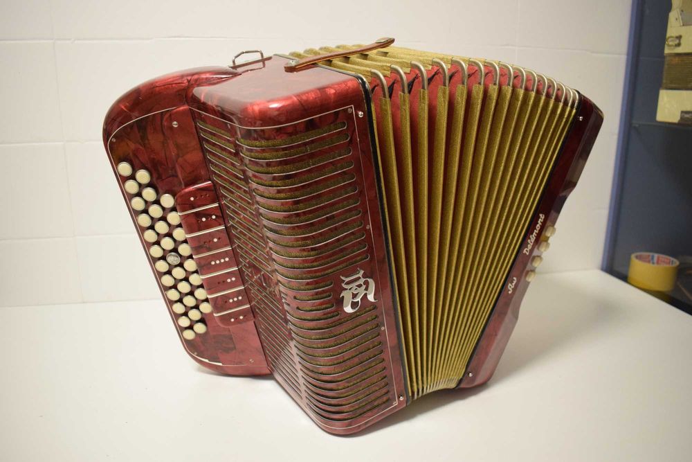 Concertina Tell  4 Voz La Re