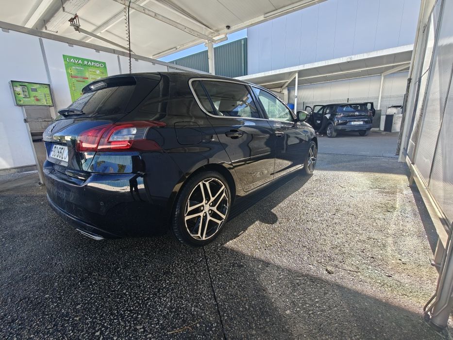 Peugeot 308 1.2 Puretech 2018 Full extras — photo 3
