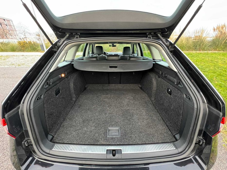 Skoda Superb Break 2.0 TDI DSG Nacional Full Extras