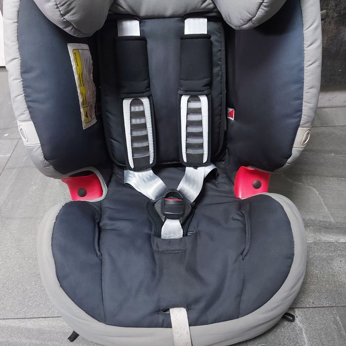 Fotelik samochodowy Britax romer Multi Tech 2 przodem i tyłem. 9-25kg