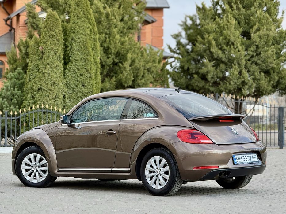 ОФІЦІЙНИЙ Volksvagen Beetle В Стані НОВОГО! Дуже Касивий вигляд Має!!!
