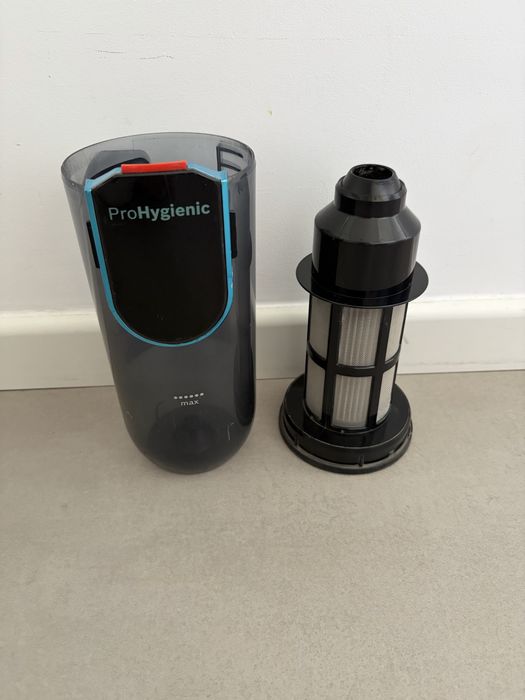 Aspirador Bosh vertical Athletic serie 6 - 28V Lithium Power - Excelente estado