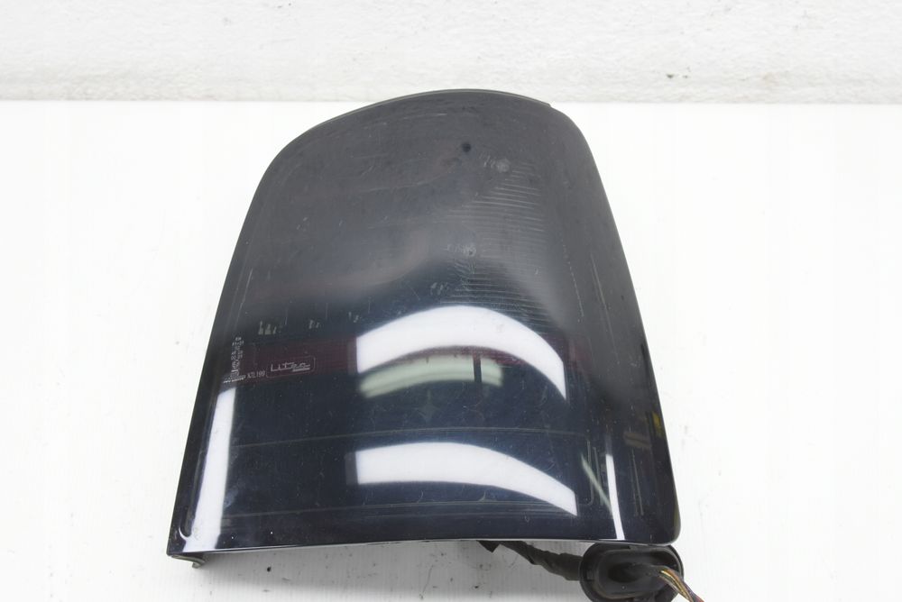 vw touran lift lampa prawa tył led katunig kt199