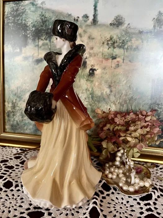 *Royal Worcester Limitowana Angielska Porcelana Figurka Dama Lalka