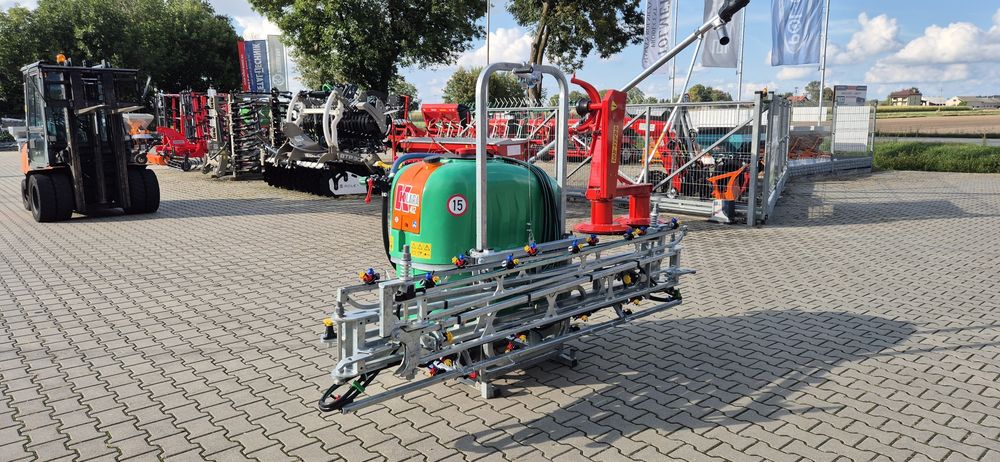 Producent Tolmet Opryskiwacz 412 Klara 400L 12m 600L 800L 1000L 1200L