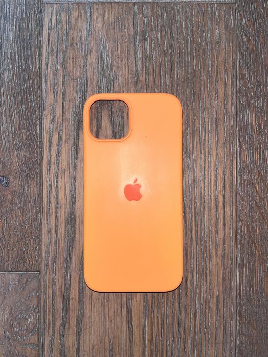 чохли на iphone 13