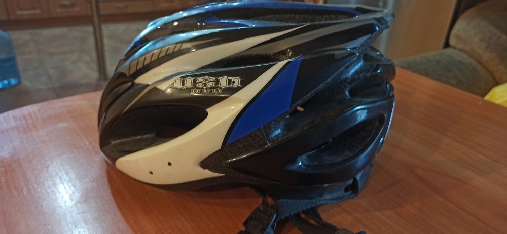 Продам.      шлем