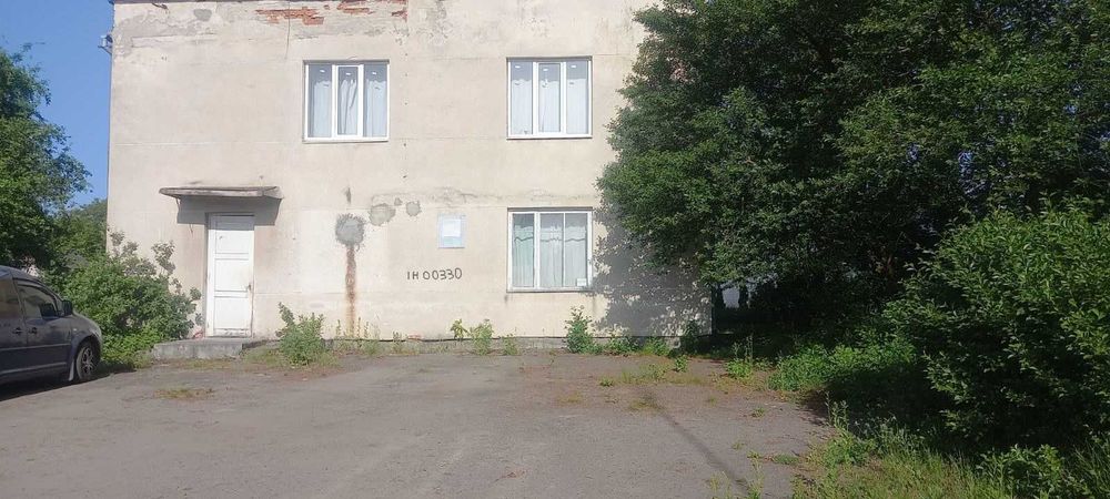 Виробничо-складський комплекс біля залізничної станції «Жидачів» та траси М-30