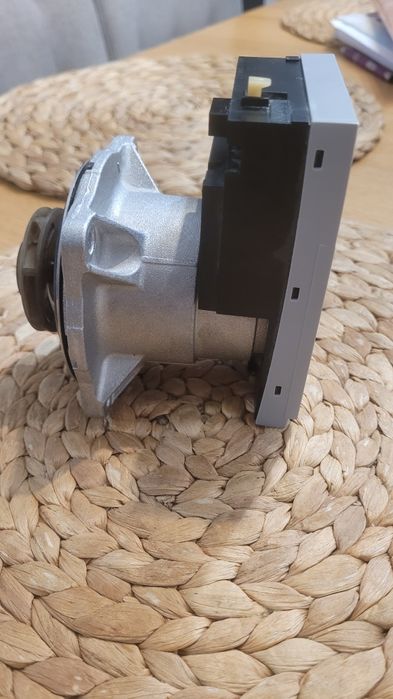 Pompa vilo pieca eccodens