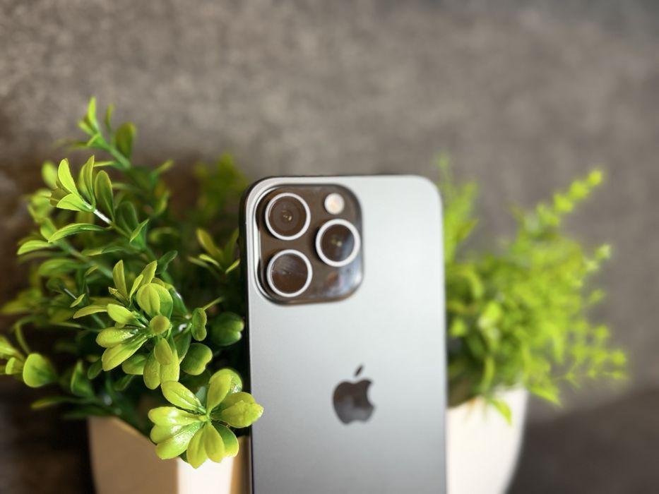 Iphone 15 pro max 1tb novo