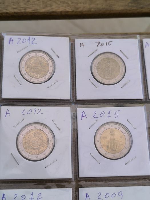 Moedas 2 euros      .