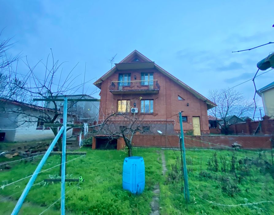 Продается добротный 2 этажный дом в Широкой балке с участком 10 сот.С2