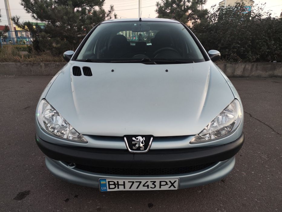 Продам Peugeot 206
