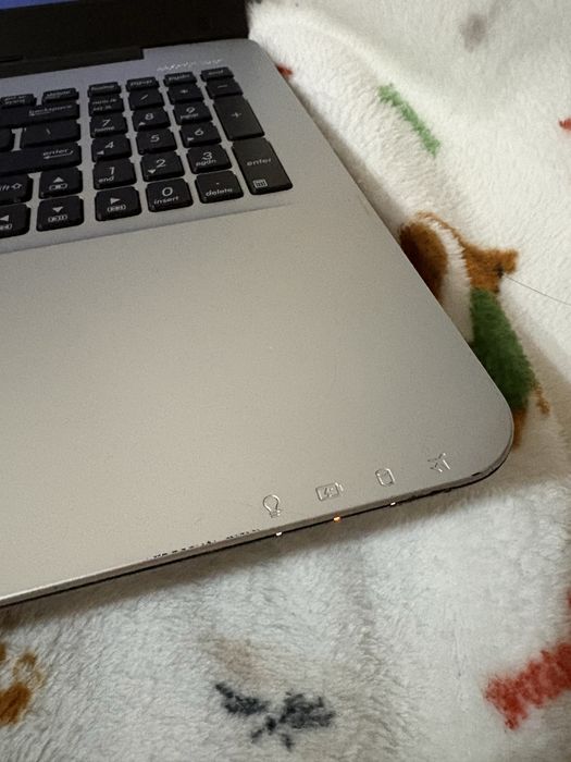 Laptop ASUS A555L (15,6") / Windows / Sprawny / Do biura, nauki, filmów