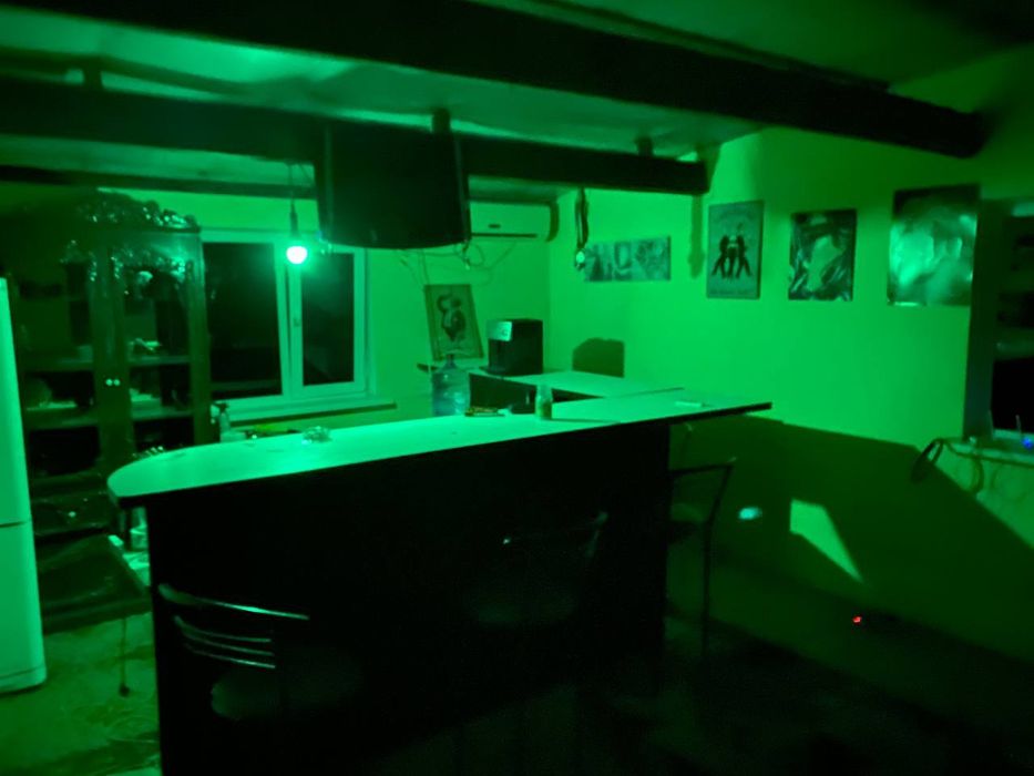 Гараж великий 6м/9м два поверхи та підвал