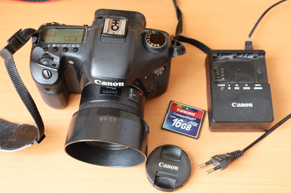 Фотоапарат Canon 7d 50 1.8