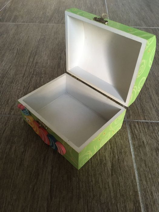 Children's Frame and Trunk Set64552999404801124