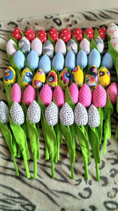 Tulipany kolorowe uszyte