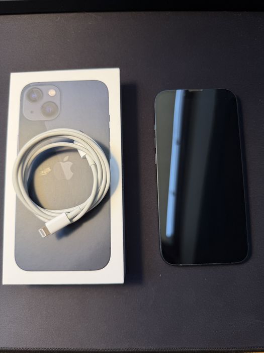 Iphone 13 256gb Niebieski + trzy case