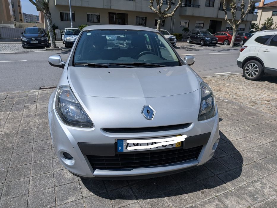 Renault Clio - poucos km