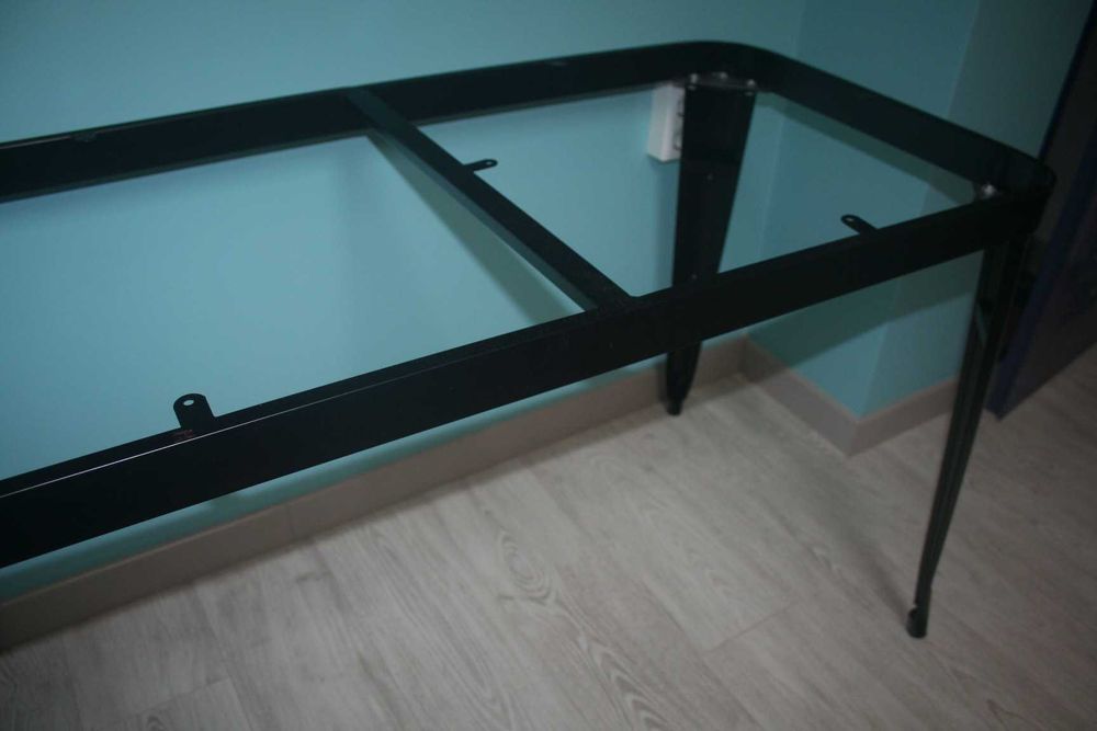 Pernas de secretária / mesa de cozinha